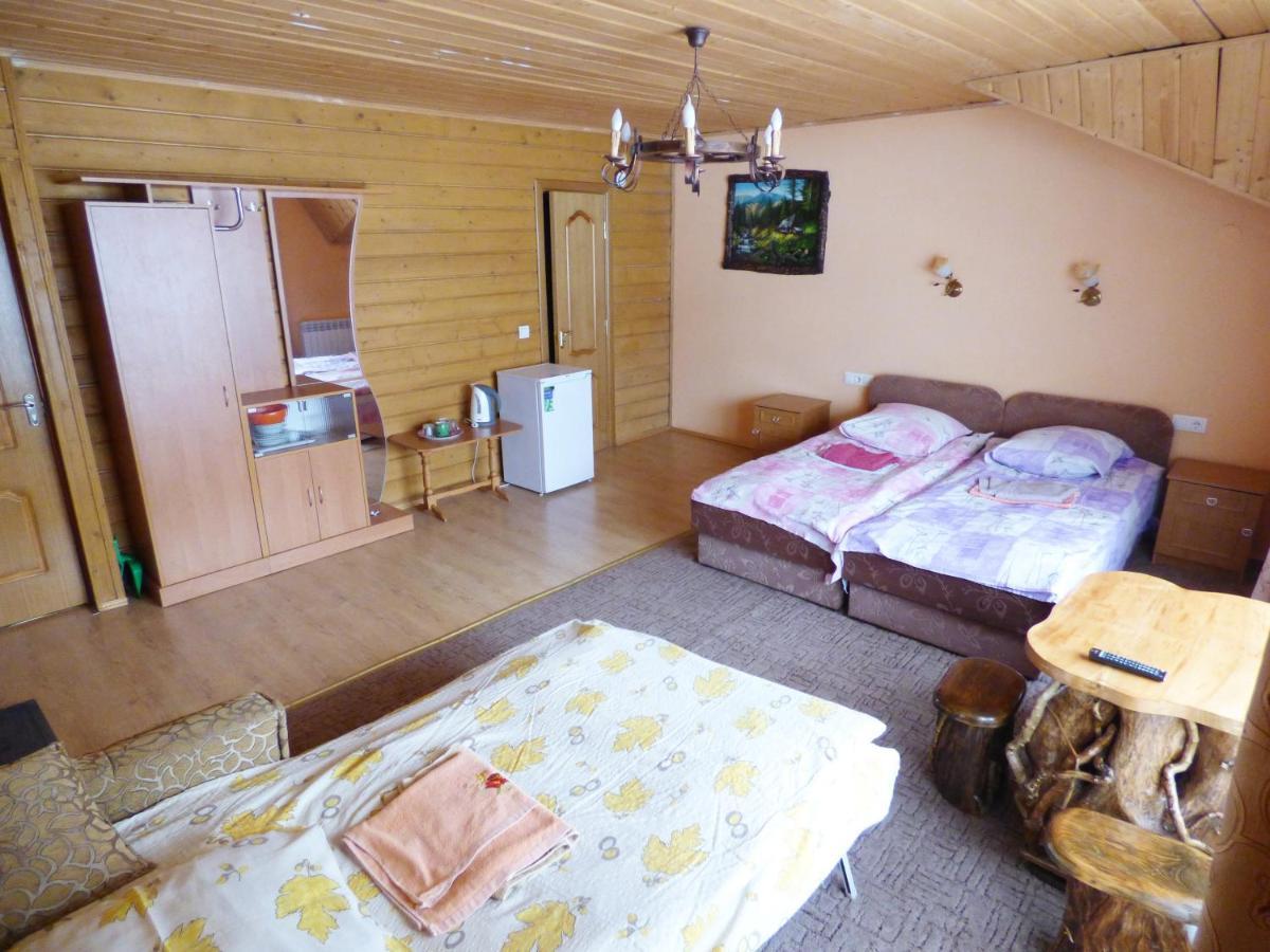 Cottage Rakhiv Exterior foto